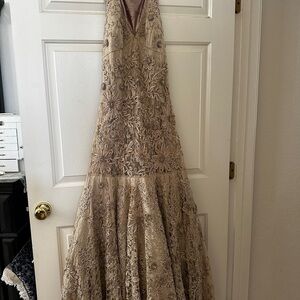 Sue Wong Taupe-Beige Backless Lace Appliqué Gown